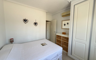 Revente - Appartement -
Jacarilla - Inland