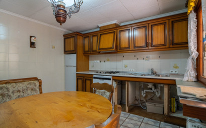Herverkoop - Herenhuis -
Torrevieja - Cabo Cervera