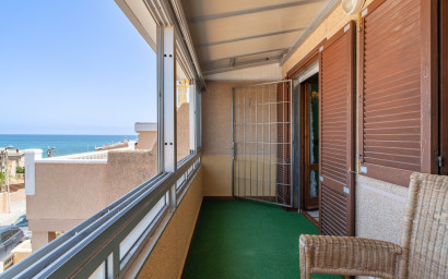 Herverkoop - Herenhuis -
Torrevieja - Cabo Cervera