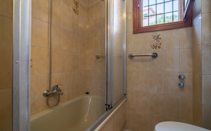 Herverkoop - Herenhuis -
Torrevieja - Cabo Cervera