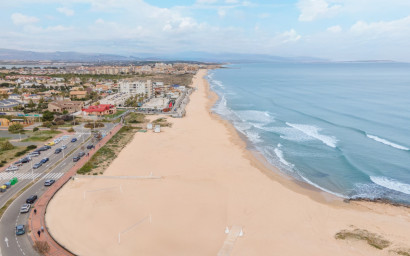 Herverkoop - Herenhuis -
Torrevieja - Cabo Cervera