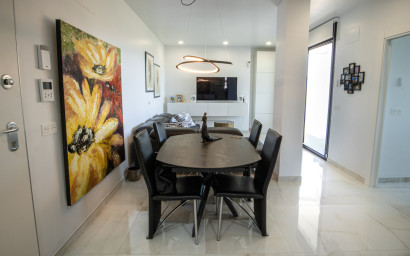 Revente - Penthouse -
Torrevieja - AMANECER