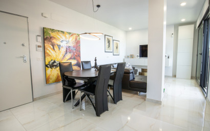Revente - Penthouse -
Torrevieja - AMANECER