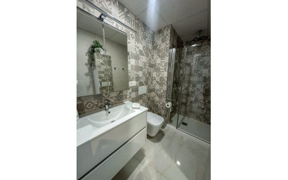 Revente - Penthouse -
Torrevieja - AMANECER