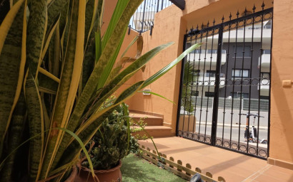 Resale - Townhouse -
Orihuela Costa - Las Filipinas