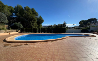 Herverkoop - Herenhuis -
Moraira - Costa Blanca