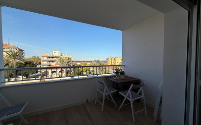 Revente - Appartement -
Torrevieja - Punta Prima