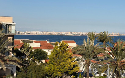 Revente - Appartement -
Torrevieja - Punta Prima