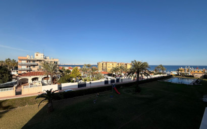 Revente - Appartement -
Torrevieja - Punta Prima