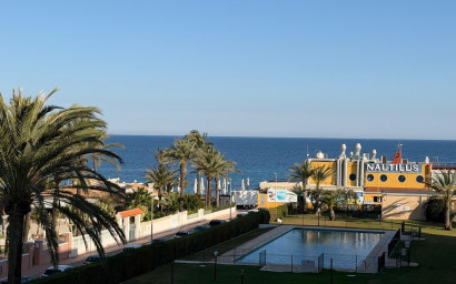 Revente - Appartement -
Torrevieja - Punta Prima