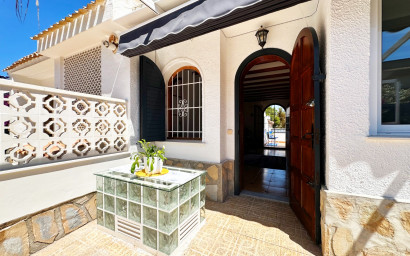 Revente - Maison mitoyenne -
Orihuela Costa - Costa Blanca