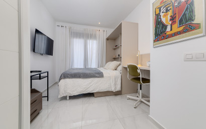 Herverkoop - Herenhuis -
Villamartín - Costa Blanca