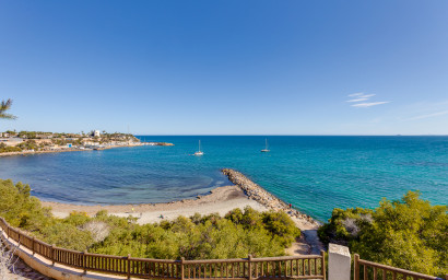 Herverkoop - Herenhuis -
Villamartín - Costa Blanca