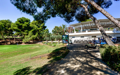 Herverkoop - Herenhuis -
Villamartín - Costa Blanca