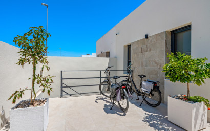 Resale - Finca - Country Property -
Daya Nueva - Costa Blanca