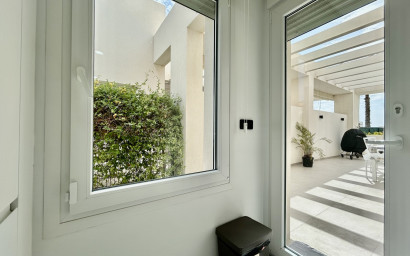 Herverkoop - Villa -
Algorfa