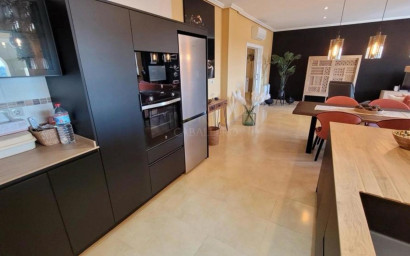 Herverkoop - Villa -
Pinar de Campoverde - Inland