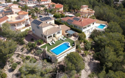 Herverkoop - Villa -
Pinar de Campoverde - Inland