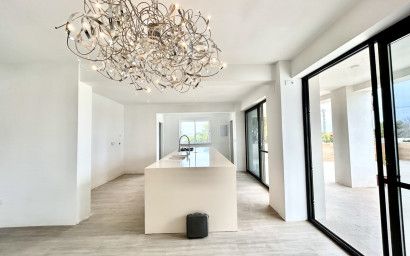 Resale - Villa -
Los Montesinos