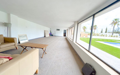 Resale - Villa -
Los Montesinos