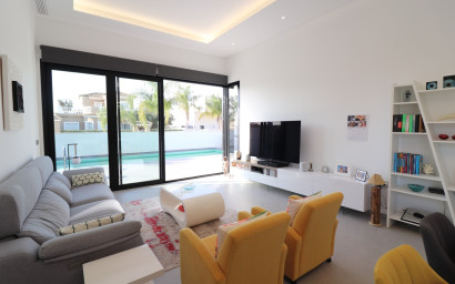 Revente - Villa -
Formentera del Segura - Fincas de La Vega