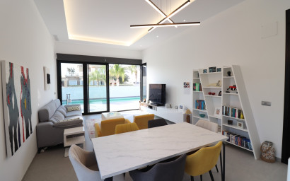 Revente - Villa -
Formentera del Segura - Fincas de La Vega
