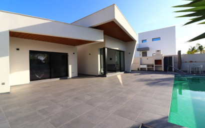 Revente - Villa -
Formentera del Segura - Fincas de La Vega