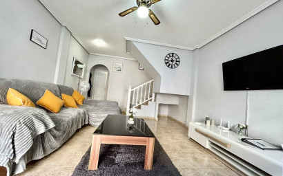 Resale - Townhouse -
La Zenia
