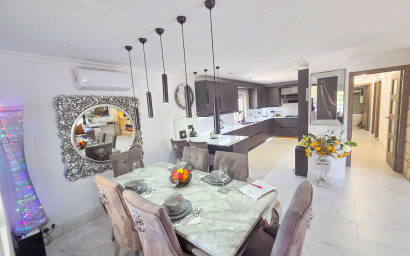 Revente - Villa -
Crevillente - Inland