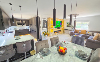 Revente - Villa -
Crevillente - Inland