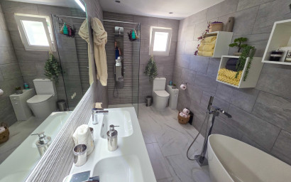 Revente - Villa -
Crevillente - Inland