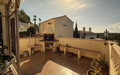 Resale - Villa -
Villamartín