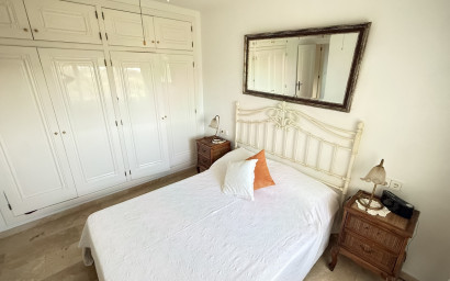 Resale - Villa -
Villamartín