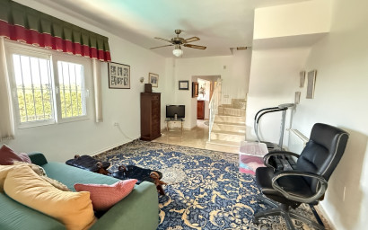 Resale - Villa -
Villamartín