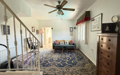 Resale - Villa -
Villamartín