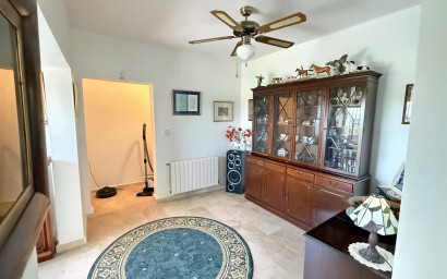 Resale - Villa -
Villamartín