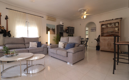 Resale - Villa -
Ciudad Quesada