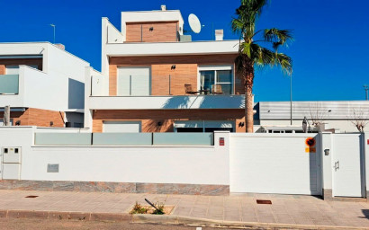 Herverkoop - Villa -
Pilar de La Horadada - Pilar de La Horadada - Town