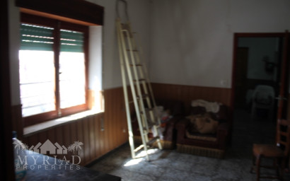 Revente - Maison mitoyenne -
Pinoso - calle lepanto