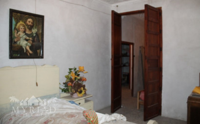 Revente - Maison mitoyenne -
Pinoso - calle lepanto