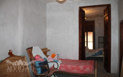 Revente - Maison mitoyenne -
Pinoso - calle lepanto