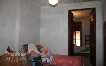 Revente - Maison mitoyenne -
Pinoso - calle lepanto