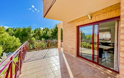 Herverkoop - Villa -
La Nucía - Montebello