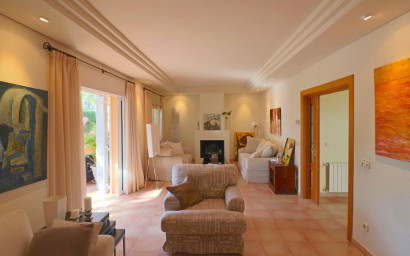 Resale - Villa -
Benidorm - Urbanizaciones