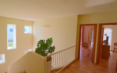 Resale - Villa -
Benidorm - Urbanizaciones