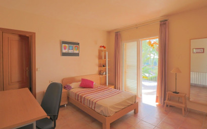 Resale - Villa -
Benidorm - Urbanizaciones
