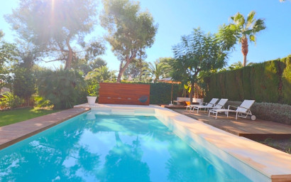 Resale - Villa -
Benidorm - Urbanizaciones