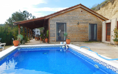 Resale - Finca - Country Property -
Torremendo