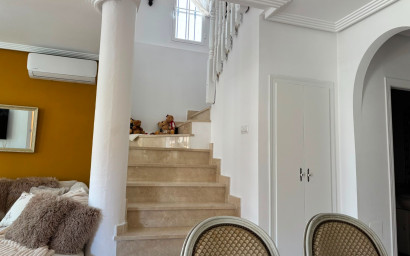 Revente - Villa -
El Raso - Guardamar del Segura