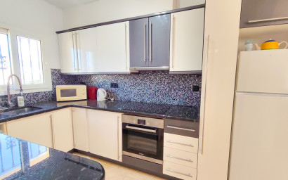 Revente - Villa -
Villamartín